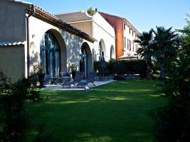 Le Chateau Des Cinq Cantons Carpentras Exterior photo